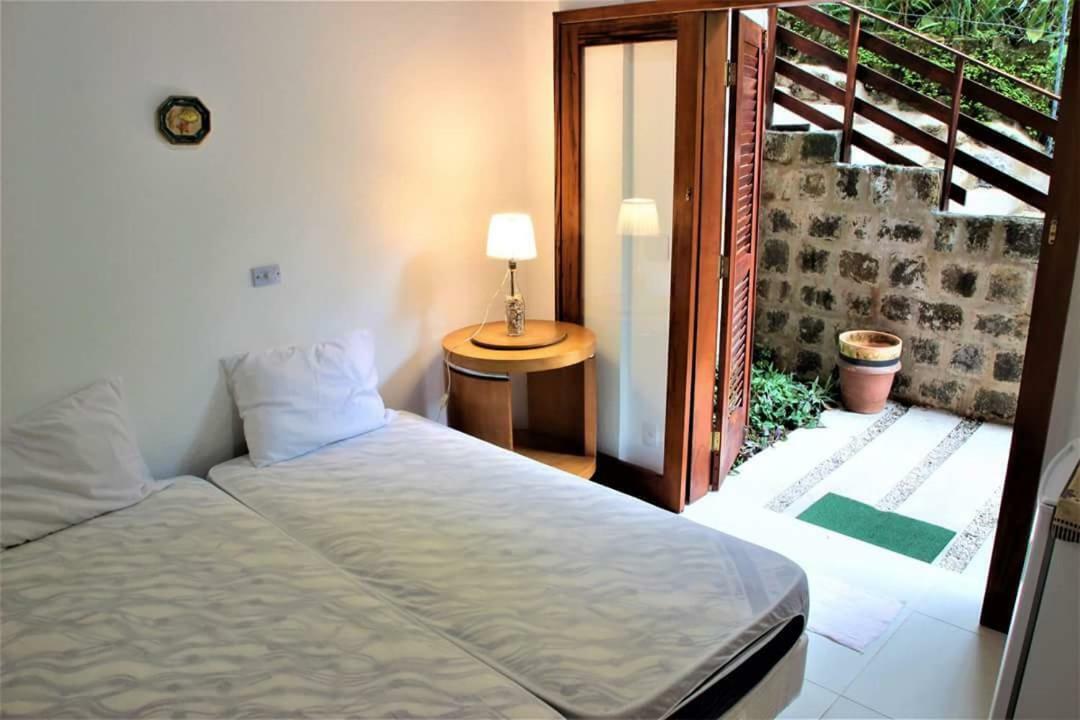 Villa Félix Suites e Chalés Ubatuba Extérieur photo